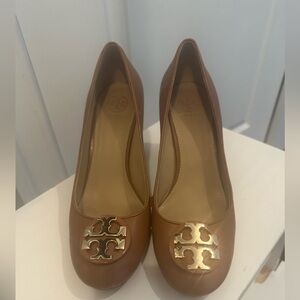 Tory Burch Brown Leather Heels with Gold Logo
